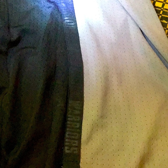 NIKE, VINTAGE, WARRIORS JERSEY 💯 - Picture 3 of 6